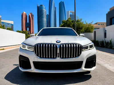 BMW 7-Series 740Li 2021 GCC Specs Low KM