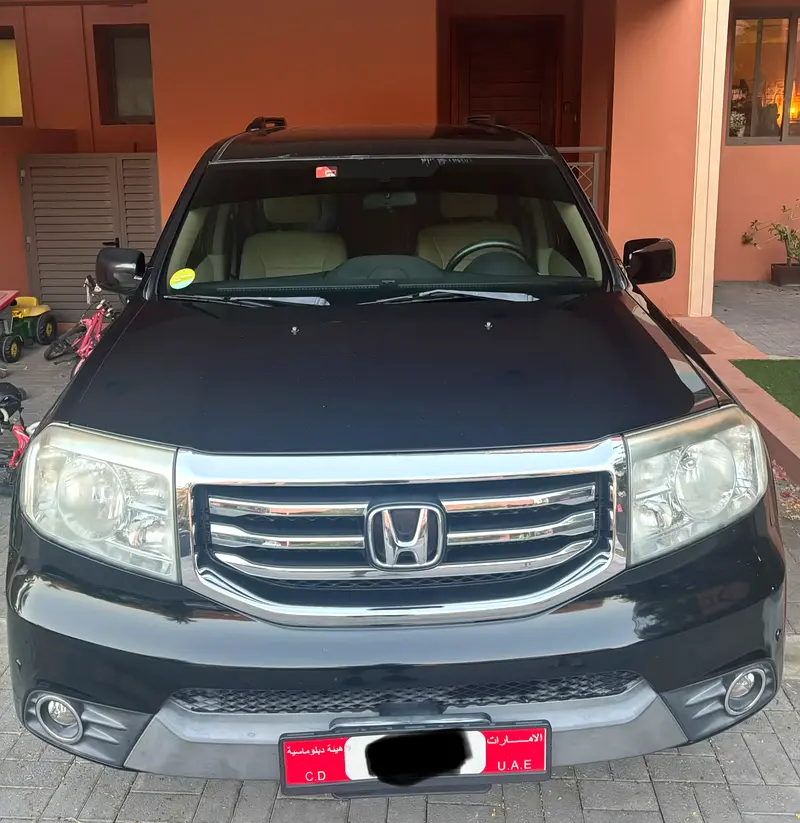 Honda Pilot 2015 — photo 1 of 5