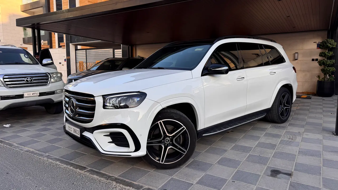 Mercedes-Benz GLS-Class 2024 — photo 1 of 14