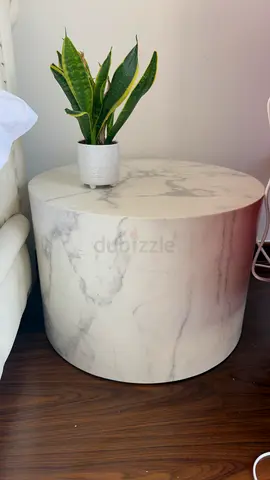 Bed side table / coffee table
