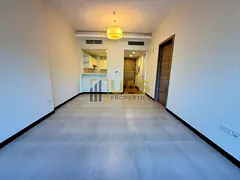 1BR Apartment | SOL Bay Business Bay | Burj &amp; Marina View