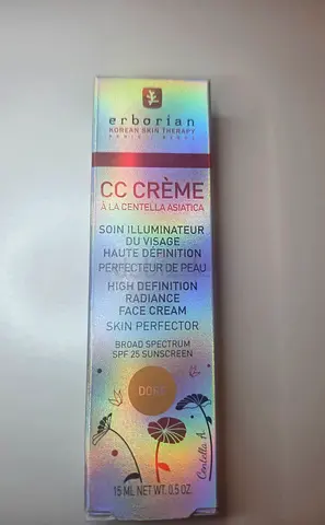 Erborian CC Crème SPF 20 - Light (Color Correcting Cream) 15ml