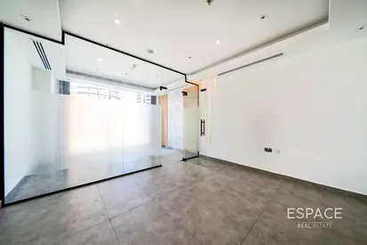 Glass Partitions | Modern | Vacant