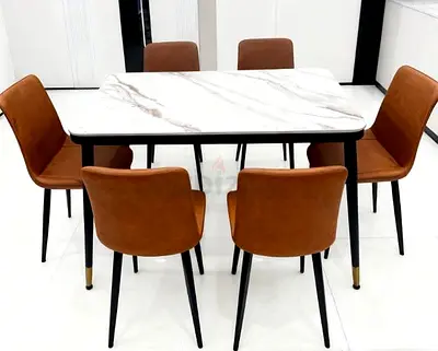 Brand new Dinning Table with 6 Chairs Available