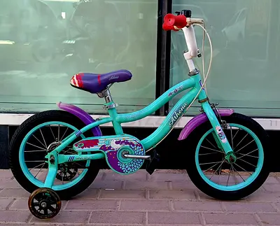 Beautiful Kids bike size 12 Neat and clean in perfect condition for 2-5 years old around Dip 1