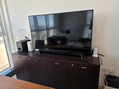 Samsung UA55RU7100K 55” 4K Smart TV - As New, Hardly Used
