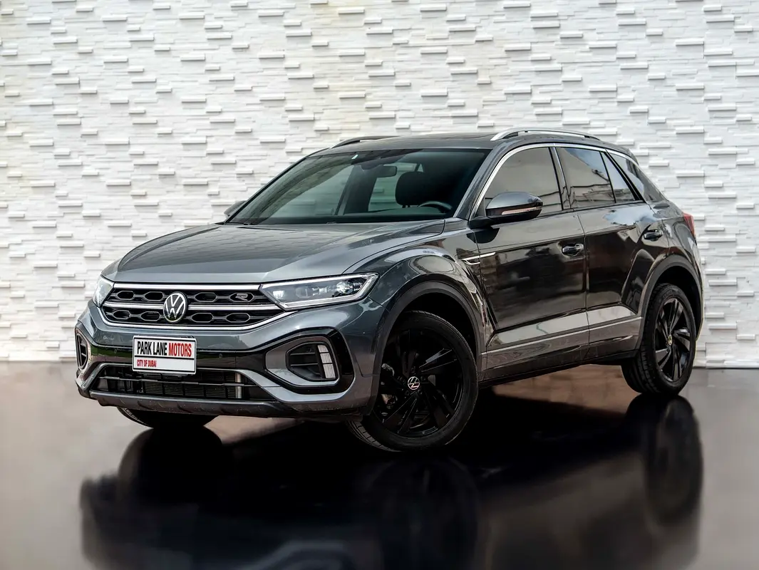 Volkswagen T-Roc 2024 — photo 1 of 19