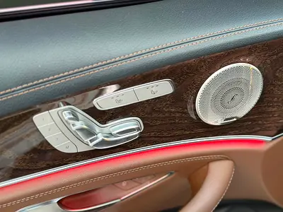 Mercedes-Benz E-Class E 300, миниатюра 8