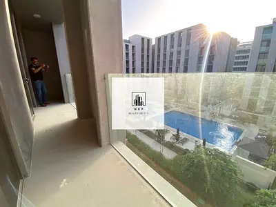 1 Bhk Apartment In Tiraz With Balcony & Pool View