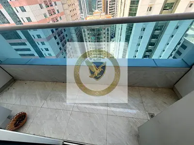 Great deal! 3BR apartment with open view, balcony, laundry room, built-in wardrobes, free parking and flexible payments near all services.
