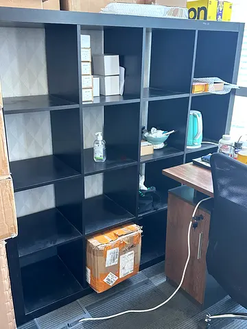Book shelf  100AED