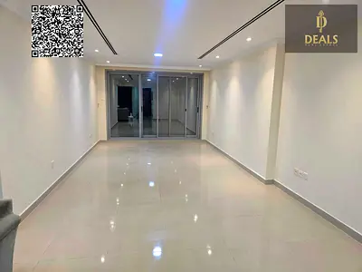 شقة غرفتين وصالة مع غرفة خادمة للإيجار السنوي في برج الكورنيش – إطلالة بحرية كاملة