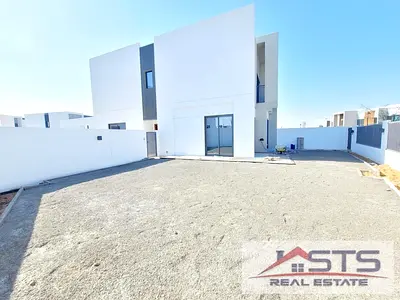 Corner Unit | Near pool & Park | Maid Room