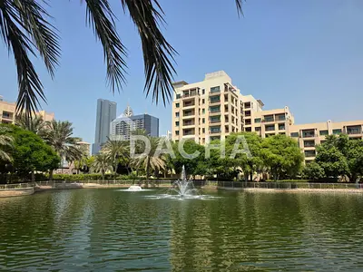 Luxury Upgrade | Vacant | Near Shops