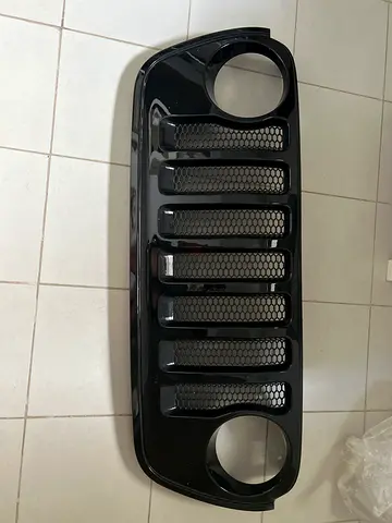 Jeep Wrangler original front grill, ppf. Perfect and flawless condition