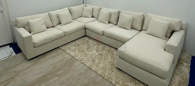 Perfect condition cratebarrel Ushape sofa