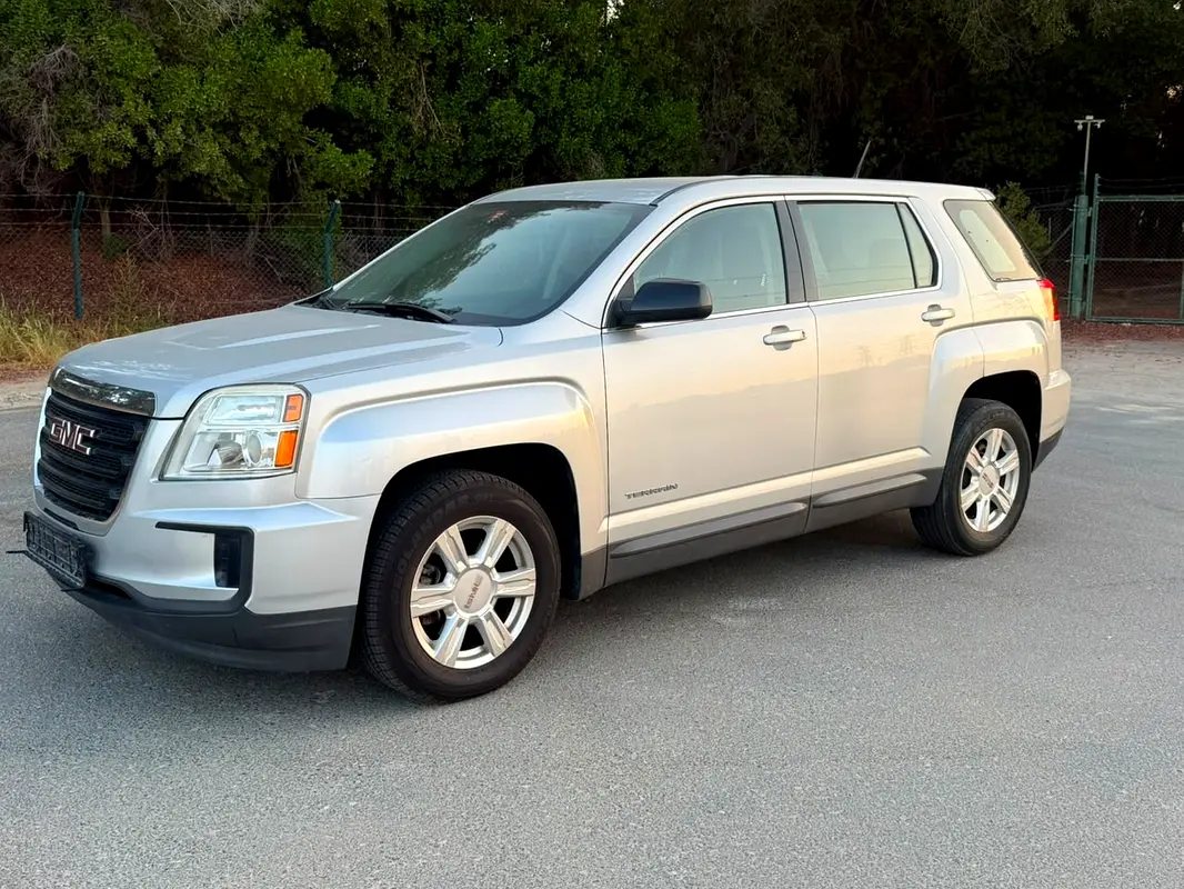 GMC Terrain 2016 — photo 1 of 8