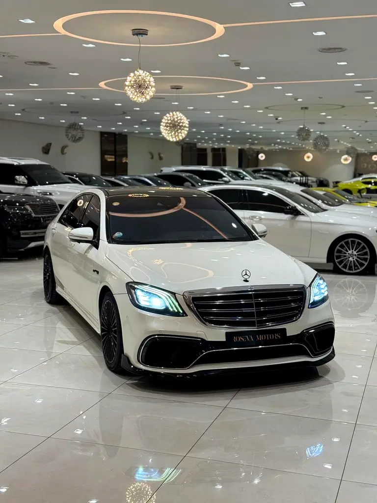 Mercedes-Benz S-Class 2018 — photo 1 of 20