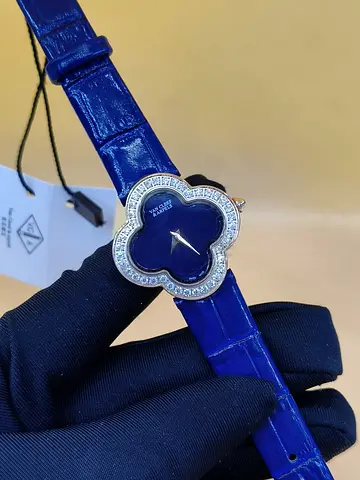 Van cleef ladies watch