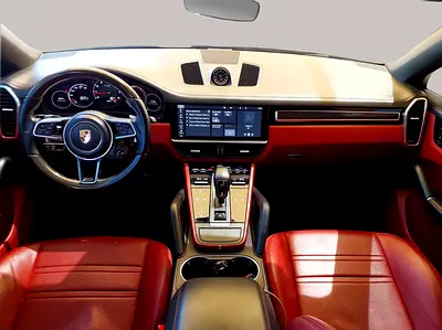 صورة 9 لـ 2020 Porsche CAYENNE