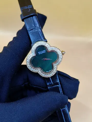 Van cleef ladies watch