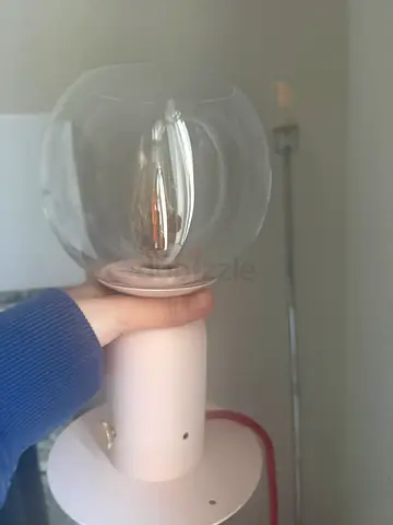 Table lamp