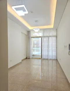Stunning 1 BR 2 bath apartment available at Samana Greens
