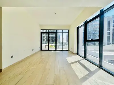 Modern & Bright Unit | Azizi Riviera 5 | Ready to Move In