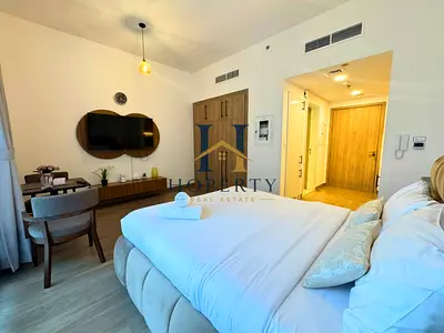 Just Bring Your Bags | Lavish Living | Town Square