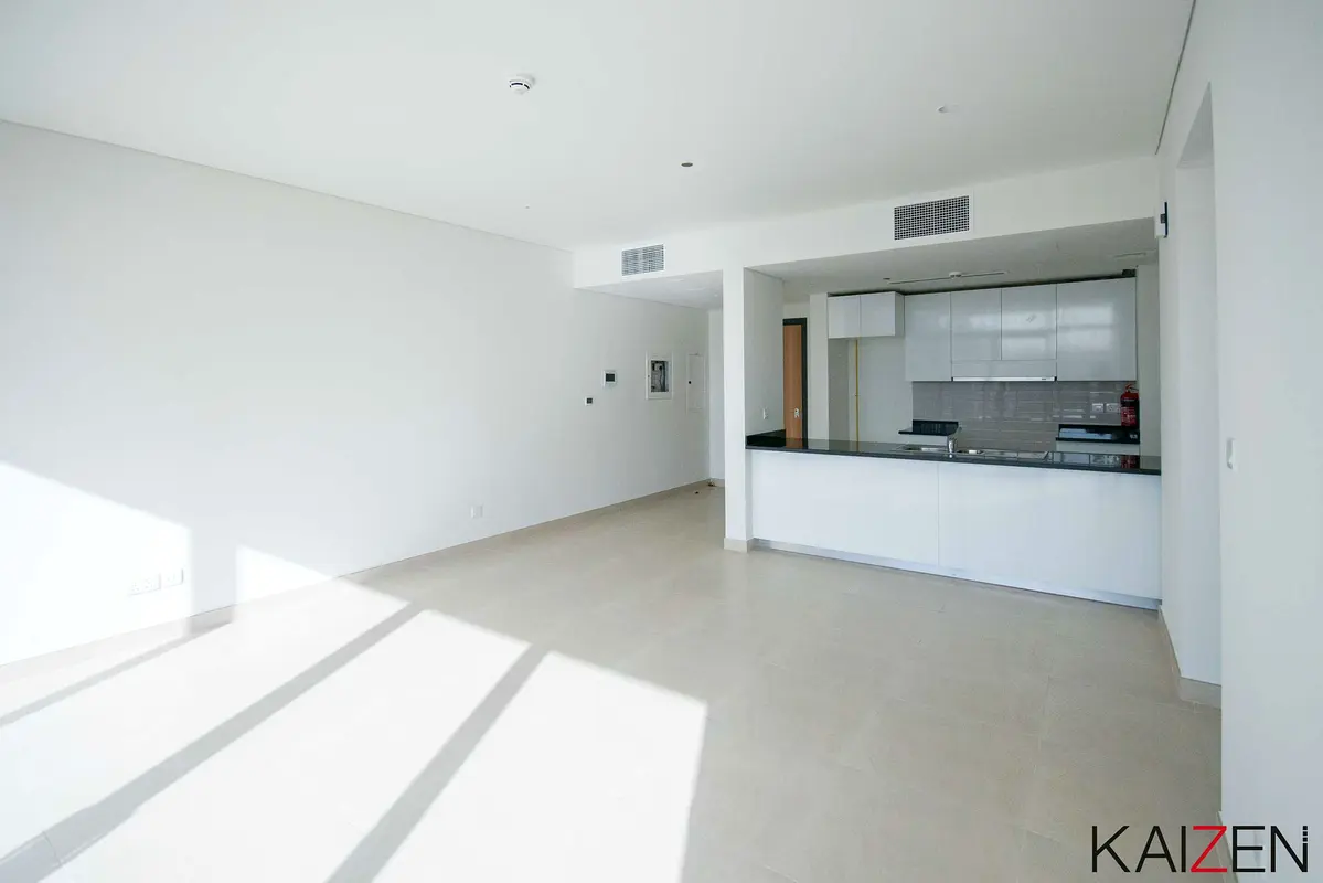 Premium 2 BHK | Chiller Free | Prime Location