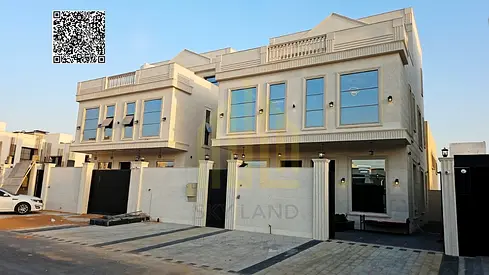 Villa with roof, price includes registration and ownership fees, modern design and high-end finishes, prime location.