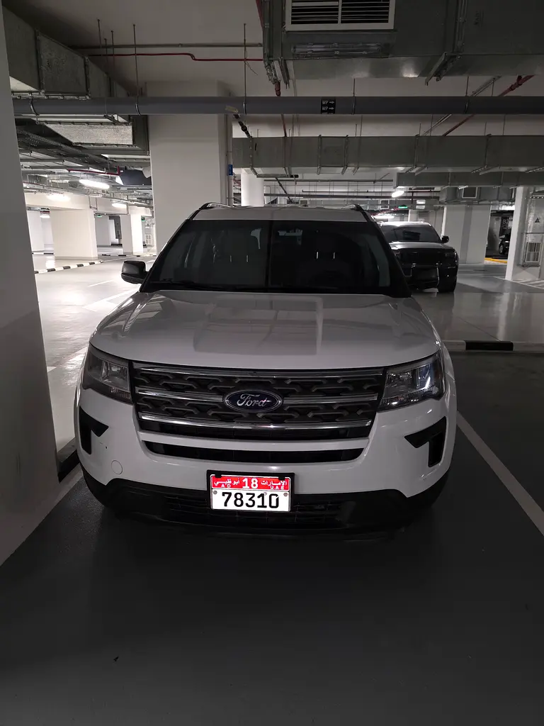 Ford Explorer 2018 — photo 1 of 9