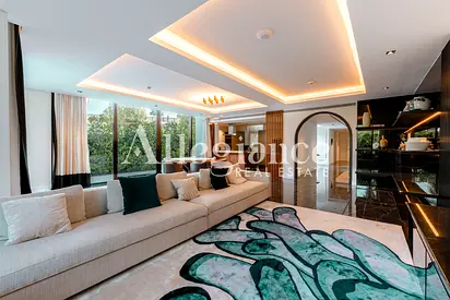 5BR Villa | Burj Views | Private Beach Access