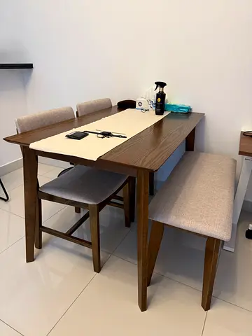 Dining Table 4 Seats - Barely Used Excellent Condition for Sale