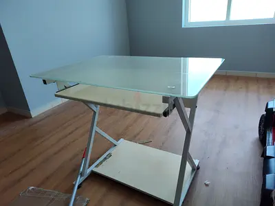Computer table