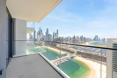 Live by the Beach | Elegant 4BR | Sea View