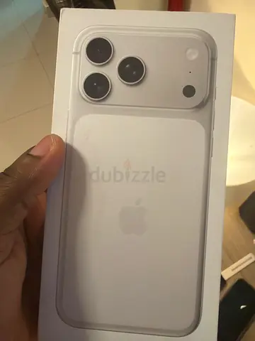 iPhone 17 pro max 512gb silver TDRA UAE VERSION ESIM