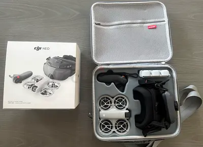 DJI Neo Motion Fly More Combo