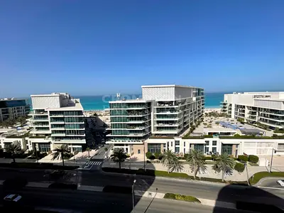 Upgraded | Sea View | Great Community | Vacant