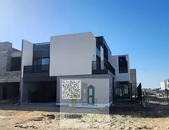 Corner Sikka Plot | Spacious 6BR Villa+Pool+Roof Terrace