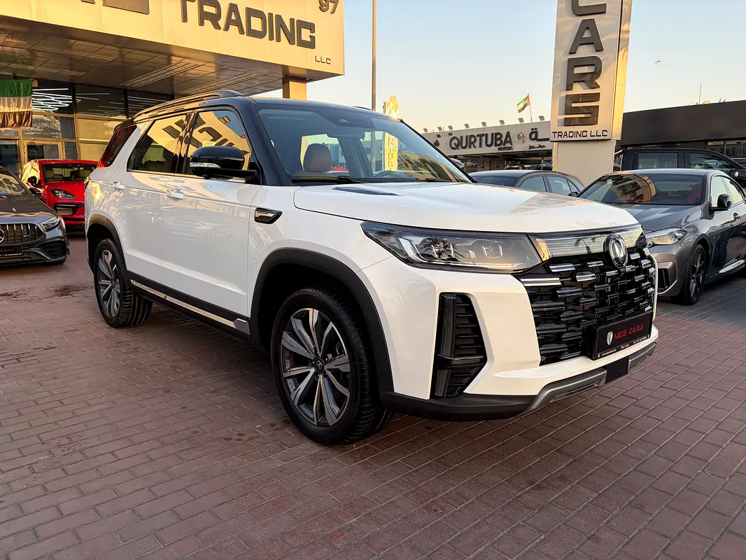 Changan CS95 2025 — photo 1 of 16