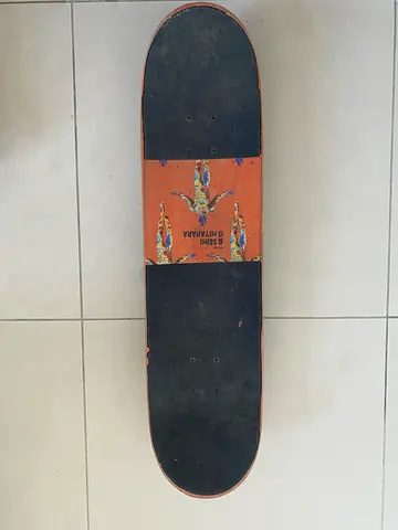 Used skateboard deck 8.0 - single board, independent trucks good for street/park riding
