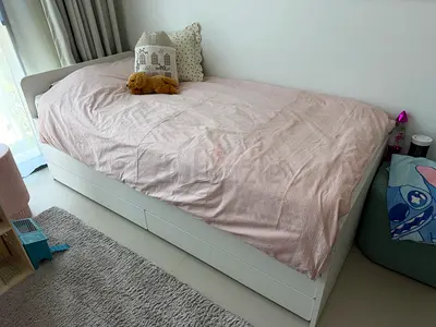 Extendable IKEA SLAKT bed with storage + mattress 90x200