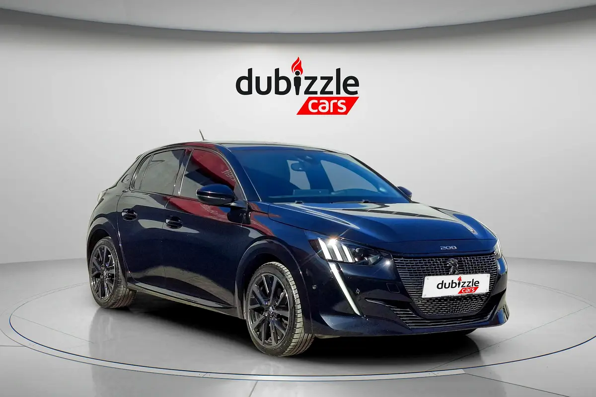 Peugeot 208 2023 — photo 1 of 15