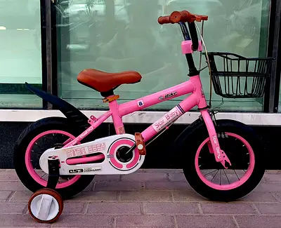 Beautiful Kids bike size 12 Neat and clean in perfect condition for 2-5 years old around Almost new