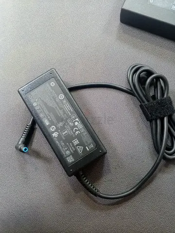 HP Laptop blue pin AC Adapter / Charger - 19.5V (Genuine)