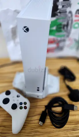 Microsoft xbox series s with COLLING FAIN for sale