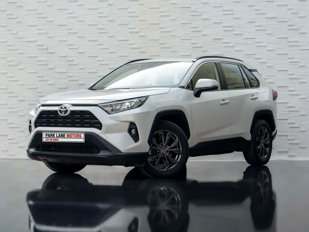 Toyota Rav 4 2024 — photo 1 of 20