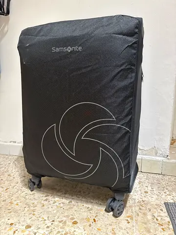 Samsonite travel bag