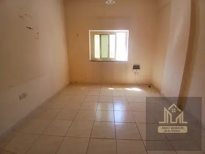 spacious apartment \\ neat and clean\\ near fire station road just 29k